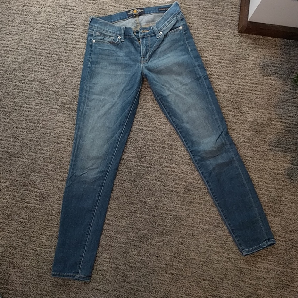 Lucky Jeans